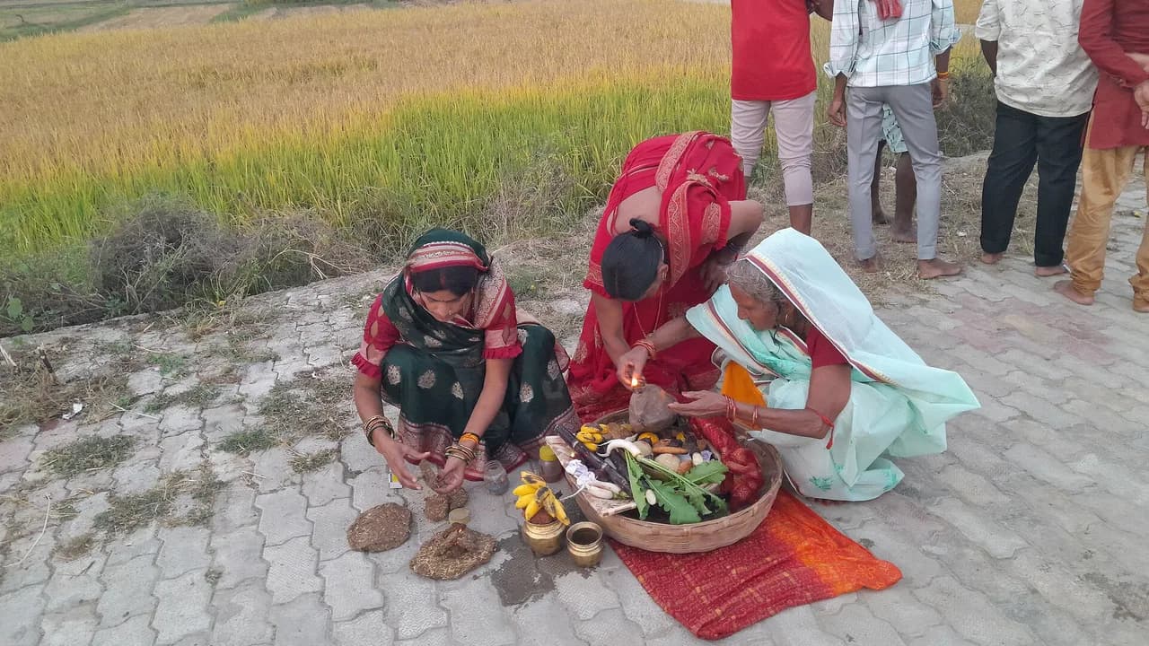 Chhath Puja Travel and Festive Spending: A Credit-Card Guide for Bihar-Bound Journeys