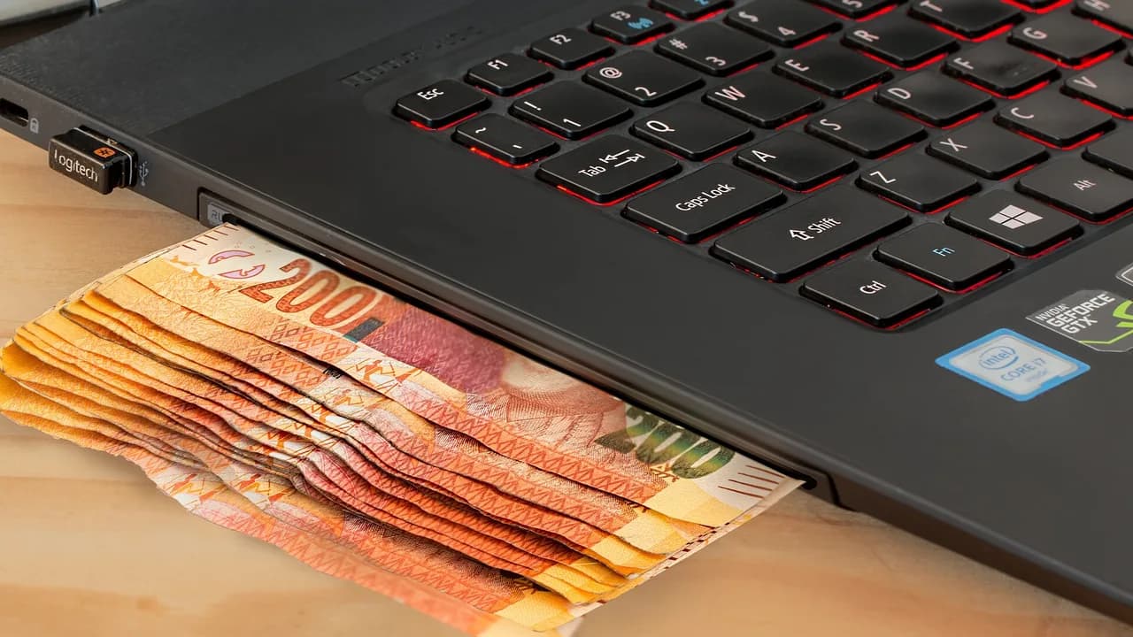 Importing Fabrics and Accessories: Forex and Customs Basics for Designers