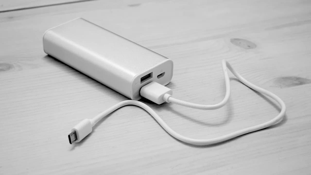Travel Electronics on Credit Cards: Earning Rewards on Adapters, Power Banks and Chargers