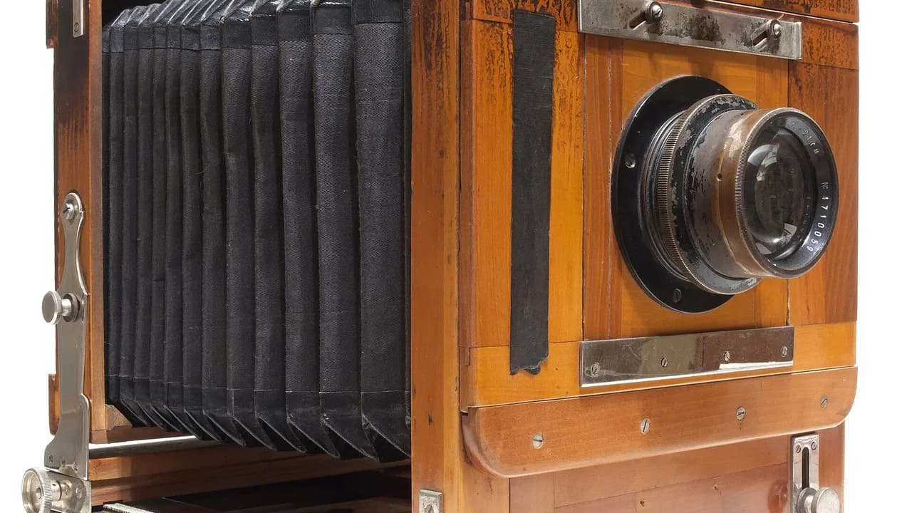 Building a Creator Studio on EMI: Cameras, Lights and Audio Gear Without Debt Traps
